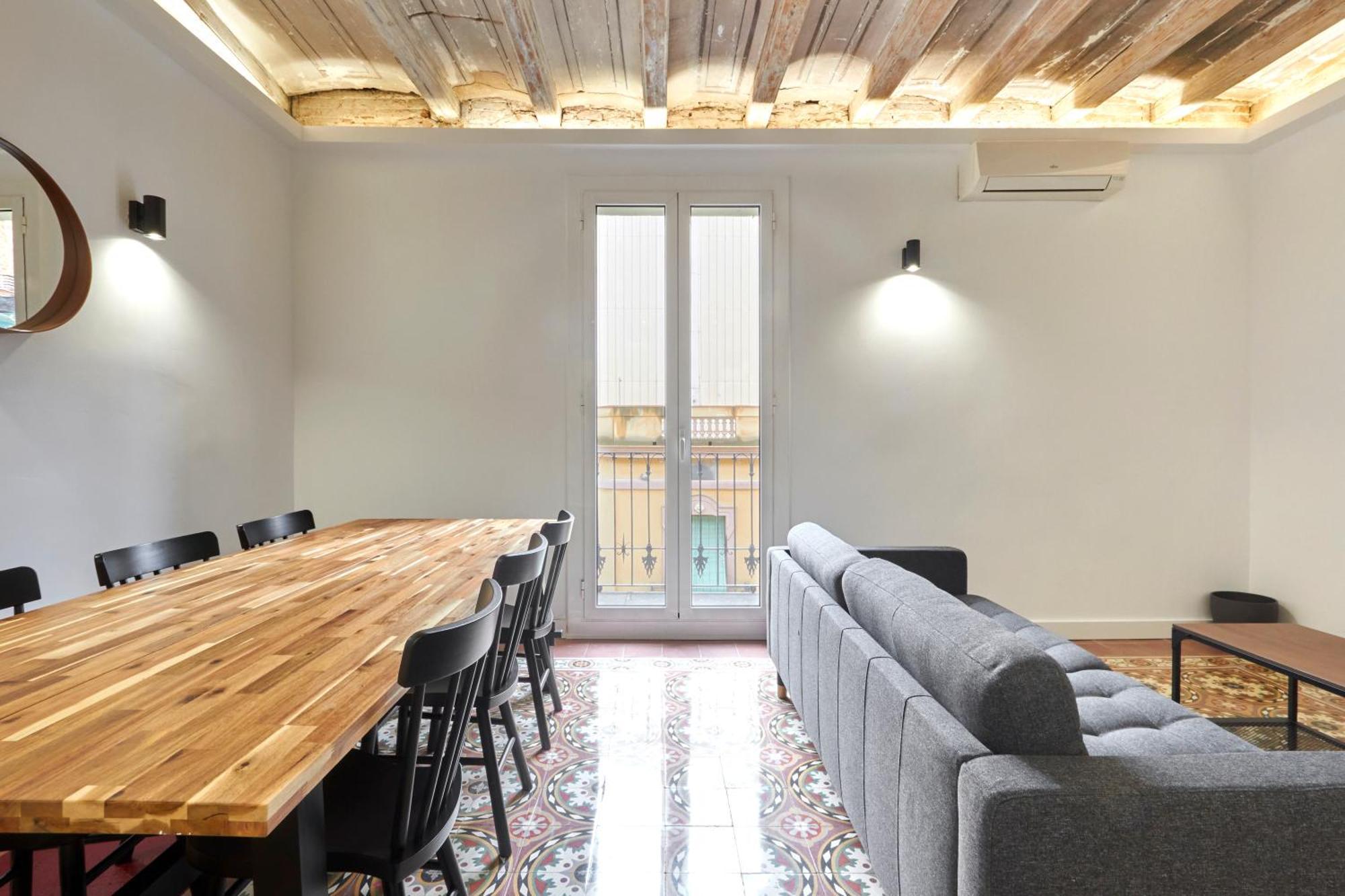Comfortable Apartment Next To Apolo Theater บาร์เซโลนา ภายนอก รูปภาพ
