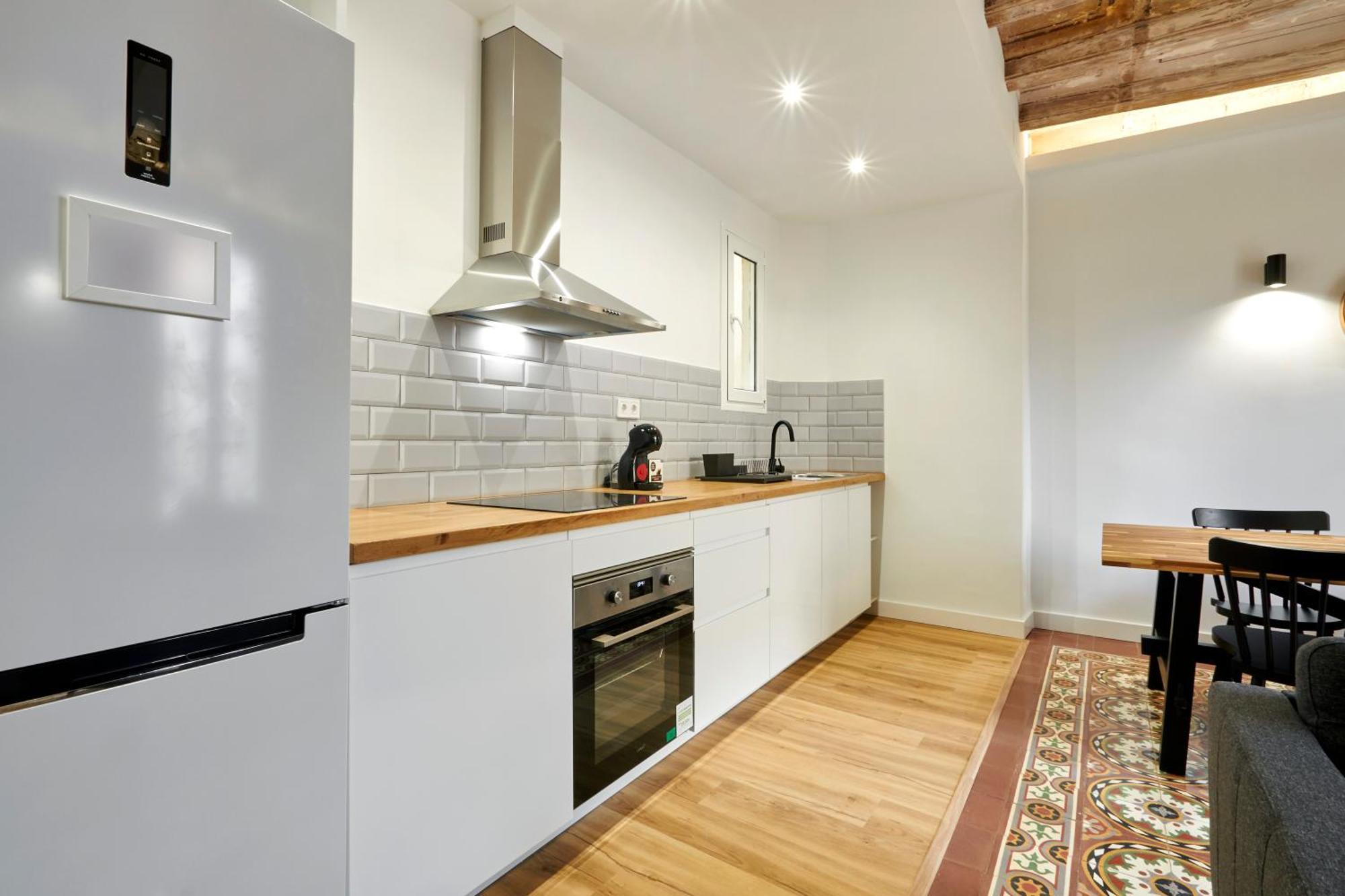 Comfortable Apartment Next To Apolo Theater บาร์เซโลนา ภายนอก รูปภาพ