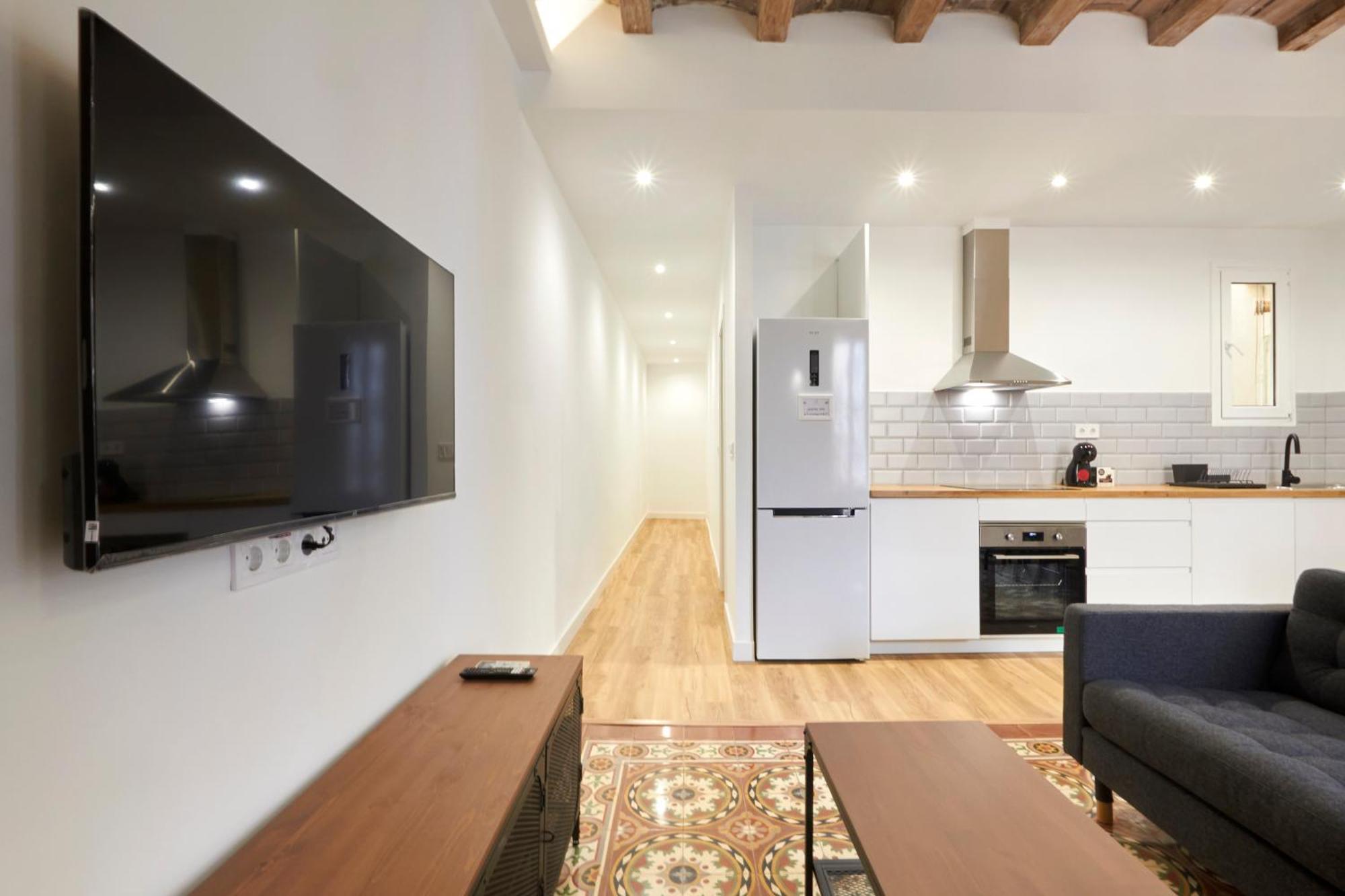 Comfortable Apartment Next To Apolo Theater บาร์เซโลนา ภายนอก รูปภาพ